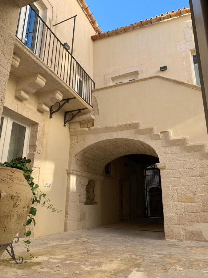 Isabella Di Castiglia Apartments Syrakus Exterior foto